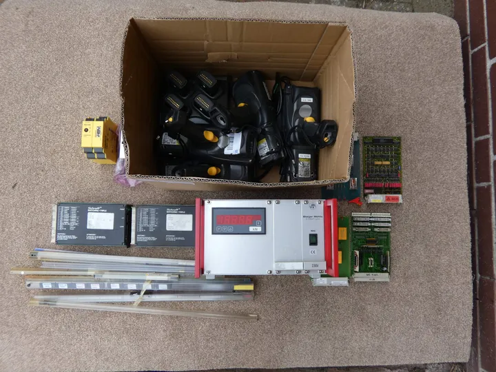 Konvolut Technik - Rexroth CPU, Siemens CPU, Handcanner SLC-3-CPU000300, SLC-3-M0C000300, 6AR1001-7AP34-0AA0